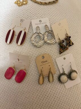 Gold and Cream Teardrop Dangle Earrings